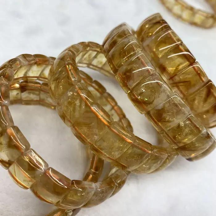 Bracelet de perles de pierre de papeterie jaune pour femme