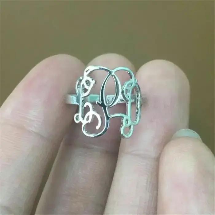 Personnalisation personnalisée avec bague cadeau de bijoux initiales pour femmes