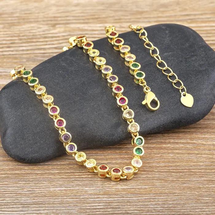 Collier en zircon cubique géométrique décontracté avec pendentif tracker d'humeur pour femmes occasions spéciales engagement