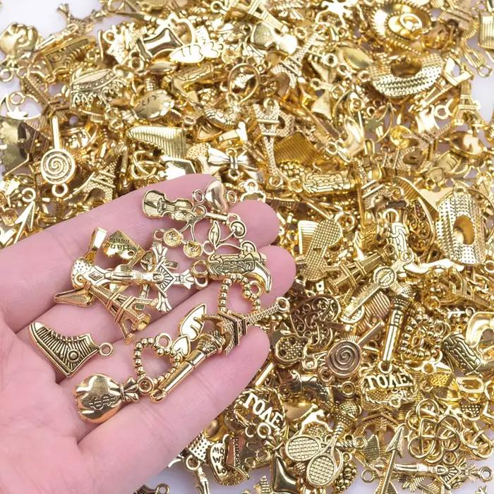 50 pièces/lot Vintage couleur or mélange aléatoire petit pendentif mignon breloque en alliage métall