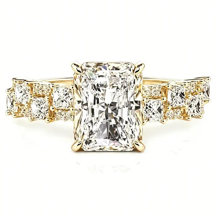 Bague de fiançailles en moissanite pleine avec diamants taille baguette coniques