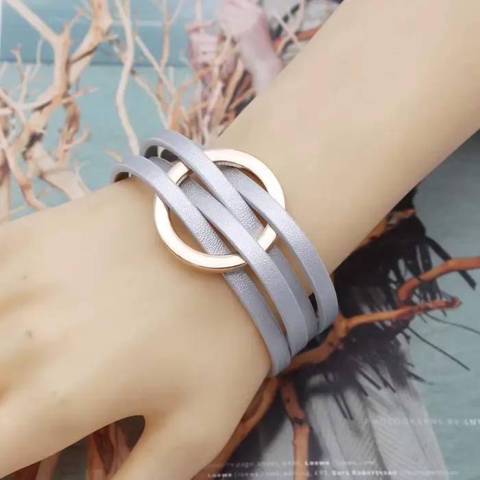 Bracelets en cuir pour femmes