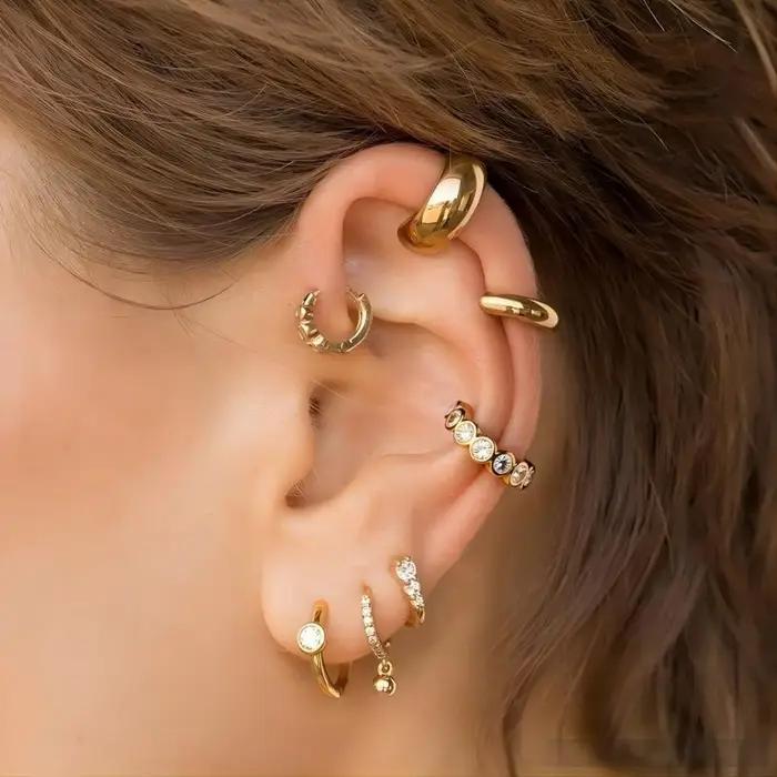Manchette d'oreille en forme de C épaisse en zircon cubique