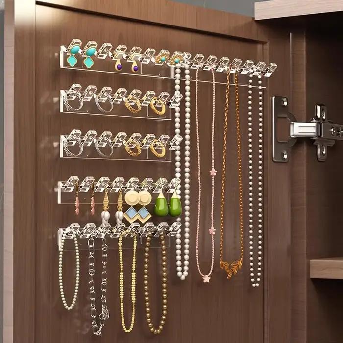 Présentoir mural anti-emmêlement pour bijoux à suspendre sur porte d'armoire à miroir élégant pour rangement de colliers bracelets et clous d'oreille