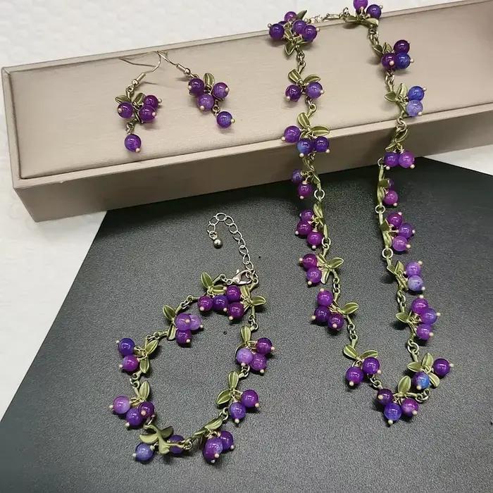 Boucles d'oreilles multicolores Mori en pierre de feuille romantique et douce