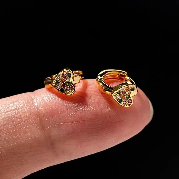 Petites boucles d'oreilles Cartilage en forme de cœur