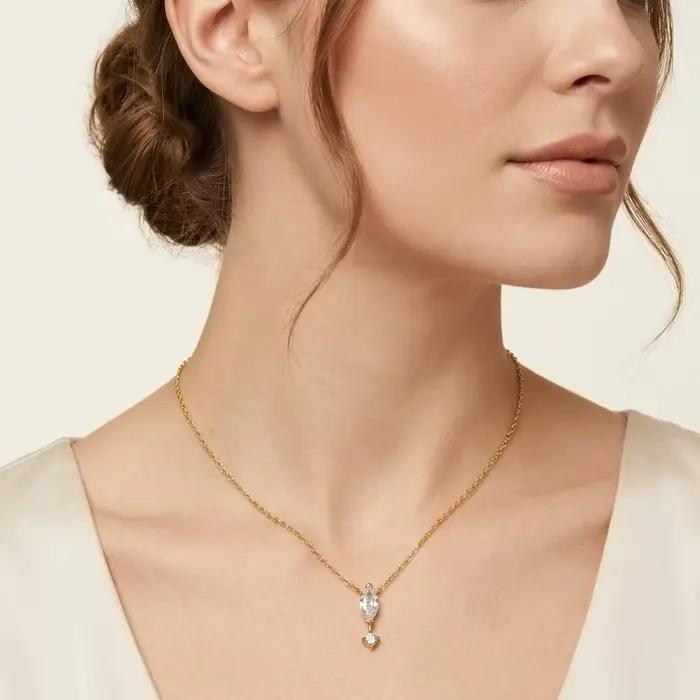 Collier pendentif marquise CZ plaqué or pour femmes élégantes occasions spéciales bijou mode soirée