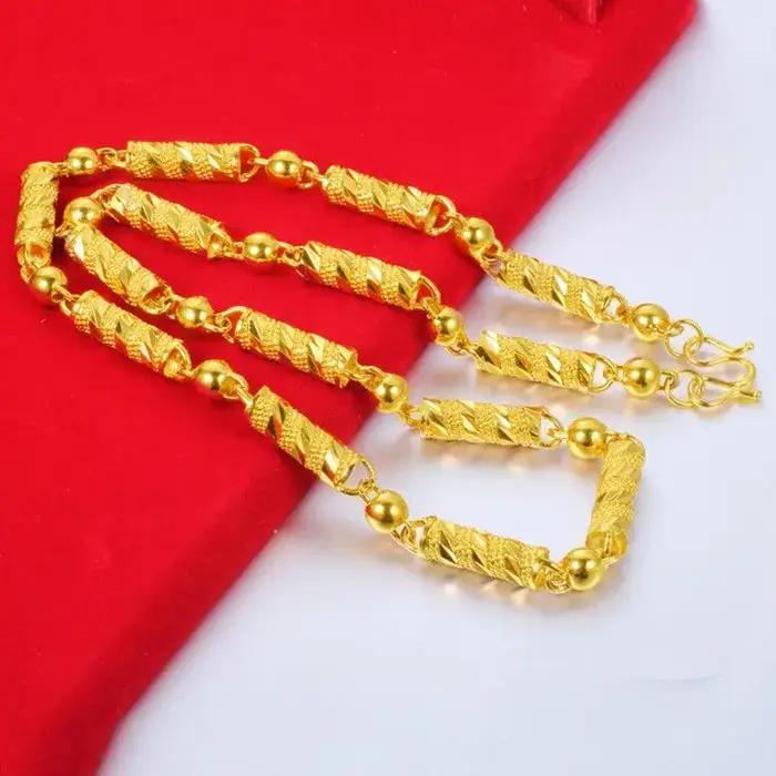 Collier en or plaqué pendentif lune style religieux pour homme occasions spéciales et élégance