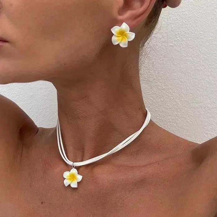Boucles d'oreilles tressées à fleurs de Style bohémien