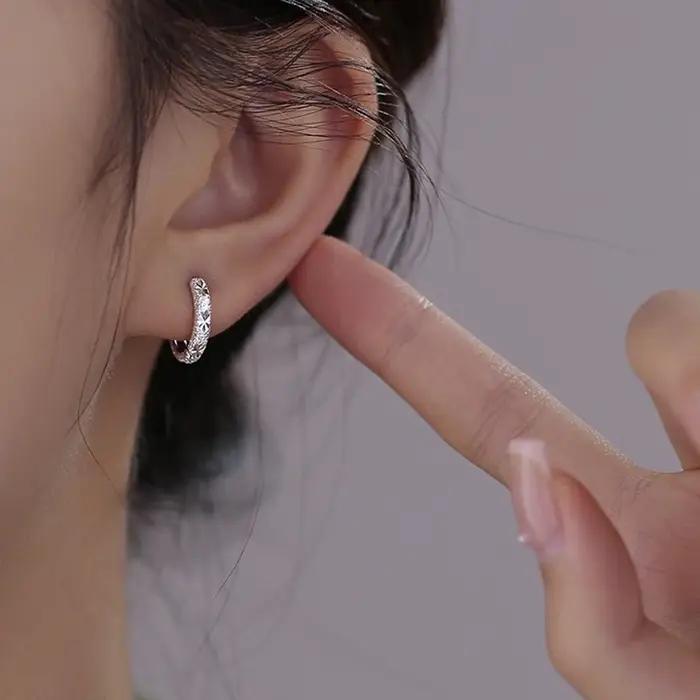 Boucles d'oreilles étoiles de Rotterdam en argent regardé 925 pour femmes, bijoux minimalistes et élégants pour occasions spéciales et quotidiennes