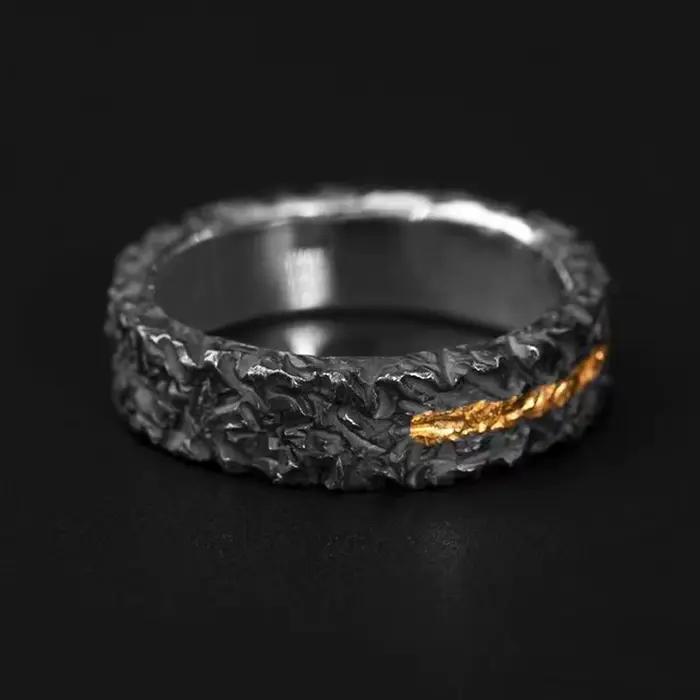 Bague rétro à texture craquelée