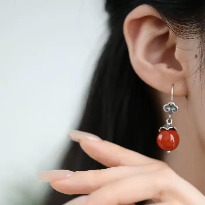 Boucles d'oreilles en argent sterling 925 serties de pierres rouges pour femmes style rétro ethnique nuage occasionnel cadeau d'anniversaire