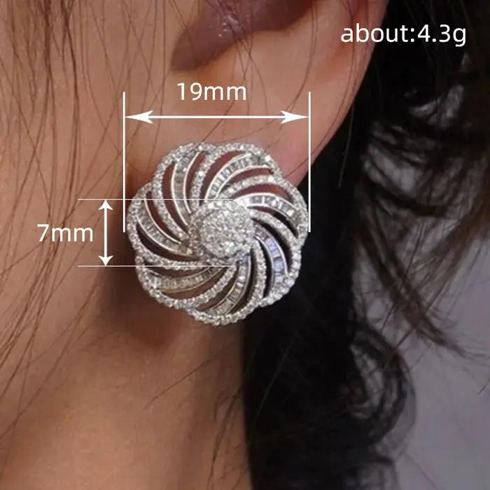 Boucles d'oreilles fleur de charme pour femmes