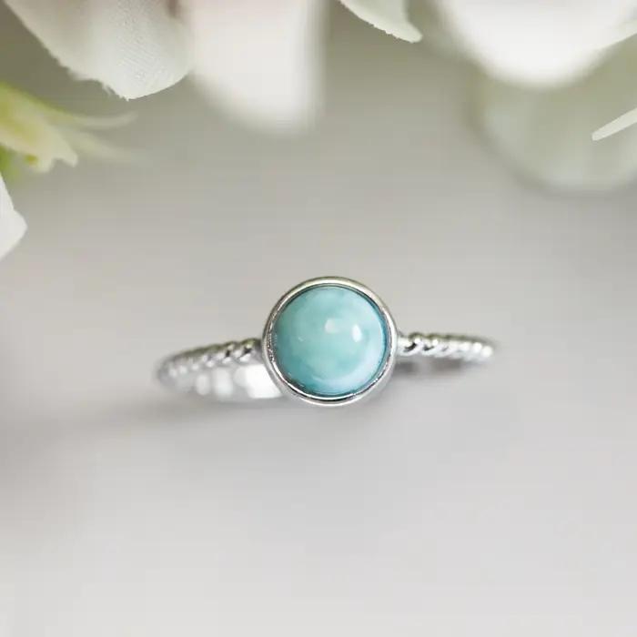 Bague minimaliste en cuivre naturel Larimar