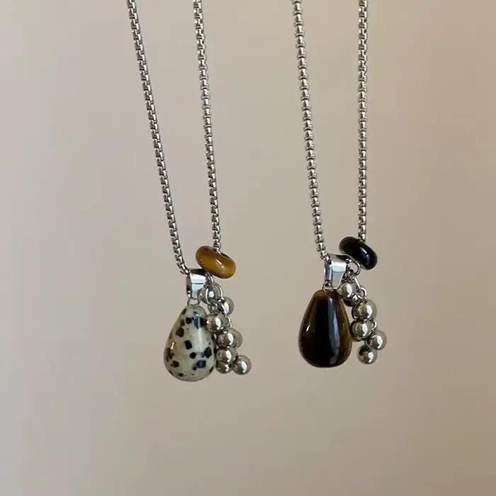 Collier avec pendentif en pierre d'oeil de tigre pour femmes style bohème romantique occasions spéciales cadeau pour anniversaire mariage noël