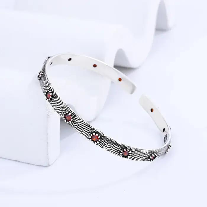 Bracelet rétro en argent thaïlandais pour femme