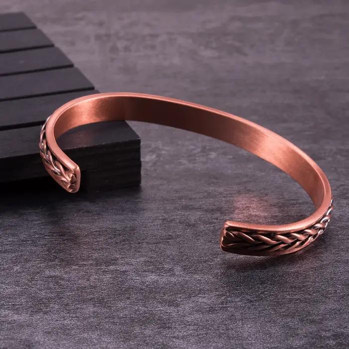 Bracelet magnétique torsadé en cuivre pur ajustable pour homme et femme avec fonction thérapie magnétique pour bien-être et style moderne