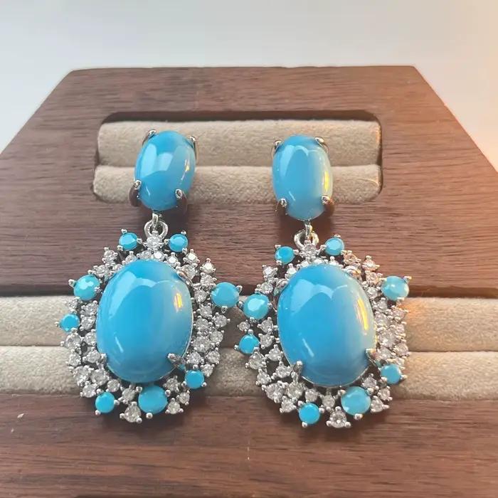 Boucles d'oreilles pour femmes avec zircon et turquoise