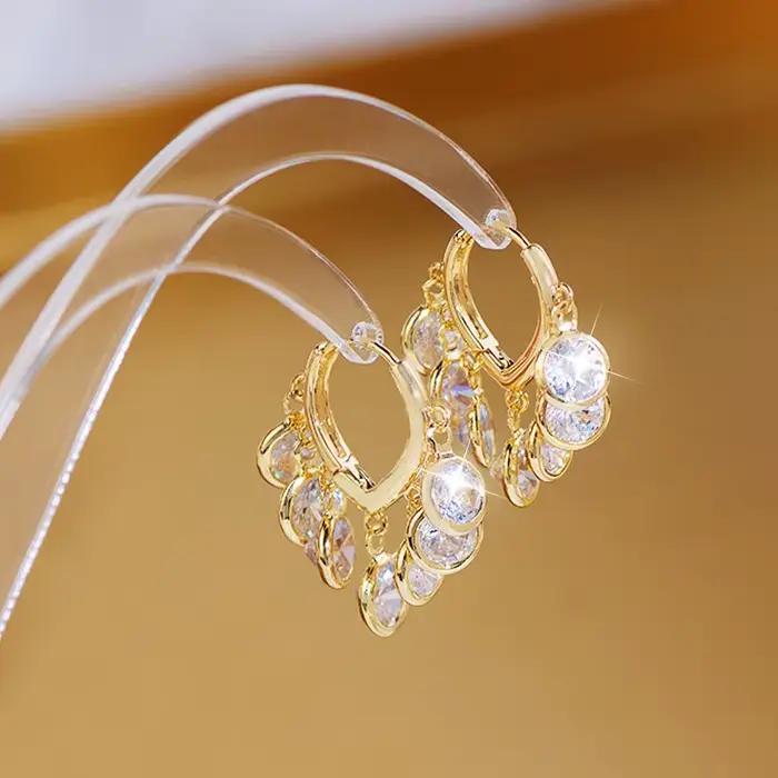 Boucles d'oreilles à clip en or véritable 14 carats et zircons AAA forme goutte d'eau pour mariage et anniversaire