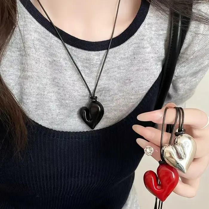 Collier pendentif coeur rouge vintage années 80 pour femmes romantique classique bohème occasion spéciale anniversaire mariage