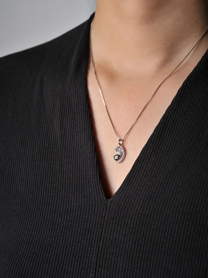 Collier pendentif Potiy Pear en topaze bleue naturelle de Londres