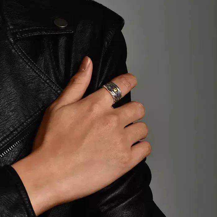 Bague rétro en plumes mauvaises œil style punk gothique rock hip hop bijou fait à la main accessoire pour motards cadeau unisexe occaions sorties nocturnes concerts