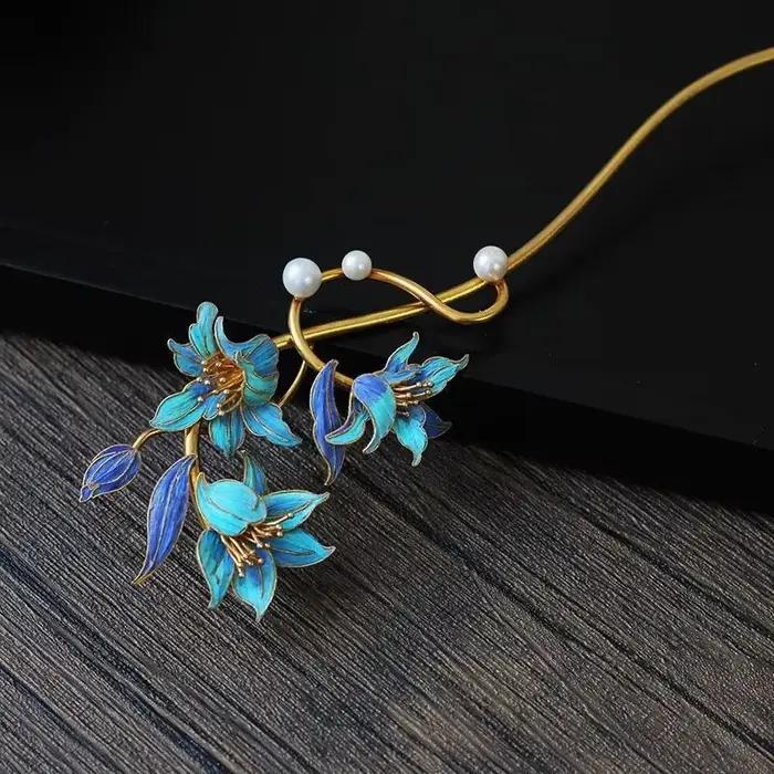 Diadème de fleur de lys bleu avec perle d'émail