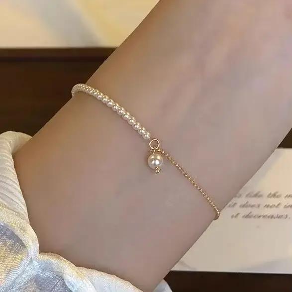 Bracelets à breloques ronds en perles dorées pour femmes
