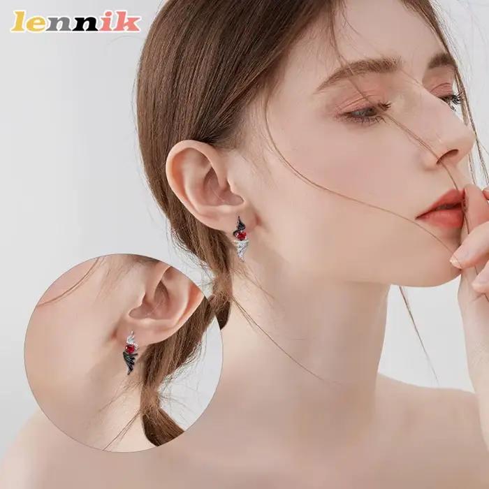 Boucles d'oreilles à ailes gothiques, clous de démon d'ange avec cœur de rubis rouge, bijoux en strass transfrontaliers, cadeau de bijoux de mode de Festival gothique