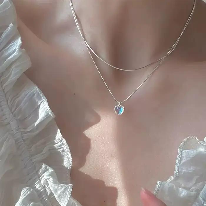 Collier papillon brillant pour femmes, pendentif exquis, Double couche, chaîne de clavicule, bijoux à la mode, cadeau, nouvelle collection