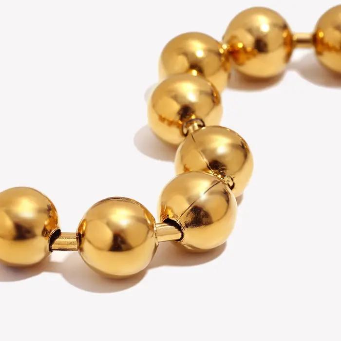E.B.belle – Bracelet de perles rondes plaquées or
