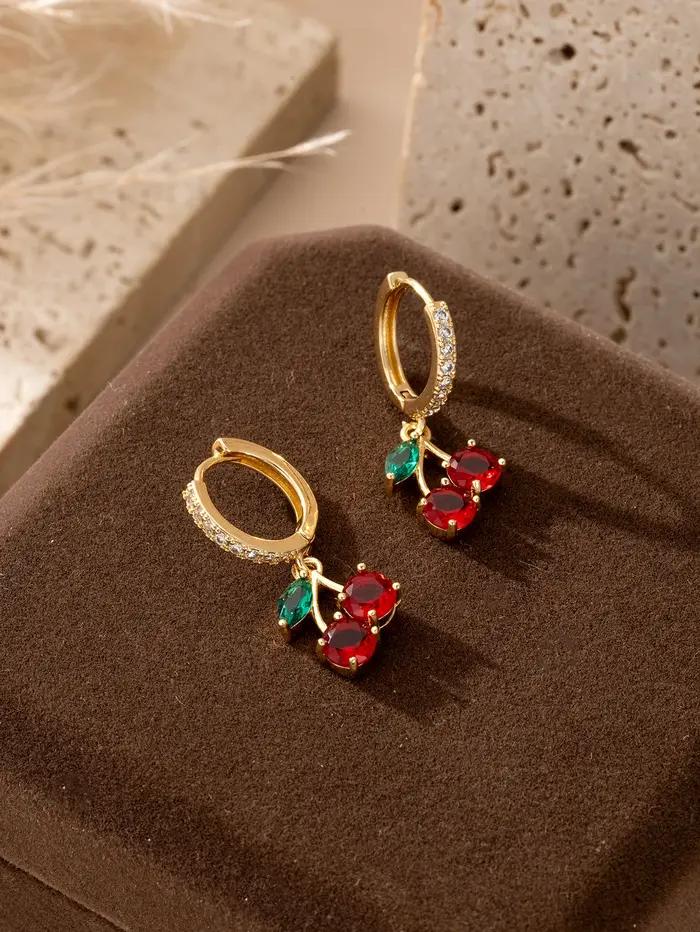 Boucles d'oreilles cerise incrustées de pierres précieuses colorées pour femmes, bijoux en forme de fruit, style fantaisie et moderne, occasions spéciales et quotidiennes