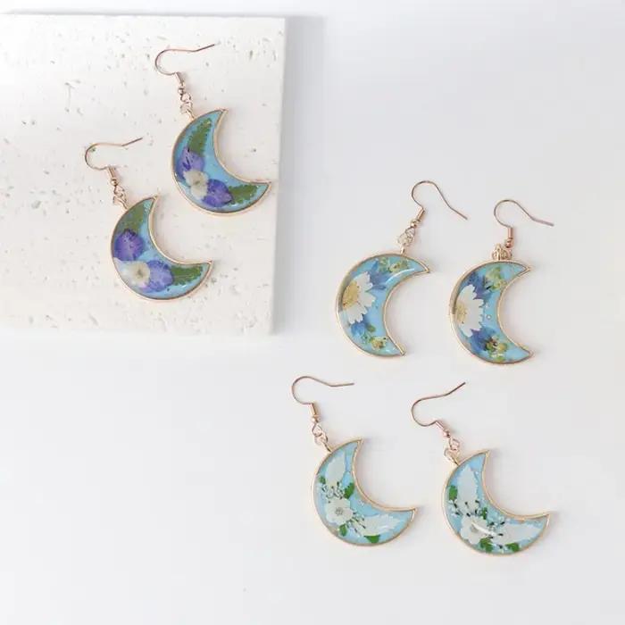 Boucles d'oreilles en résine époxy avec fleurs pressées personnalisables, bijoux naturels et élégants pour femmes occasions spéciales