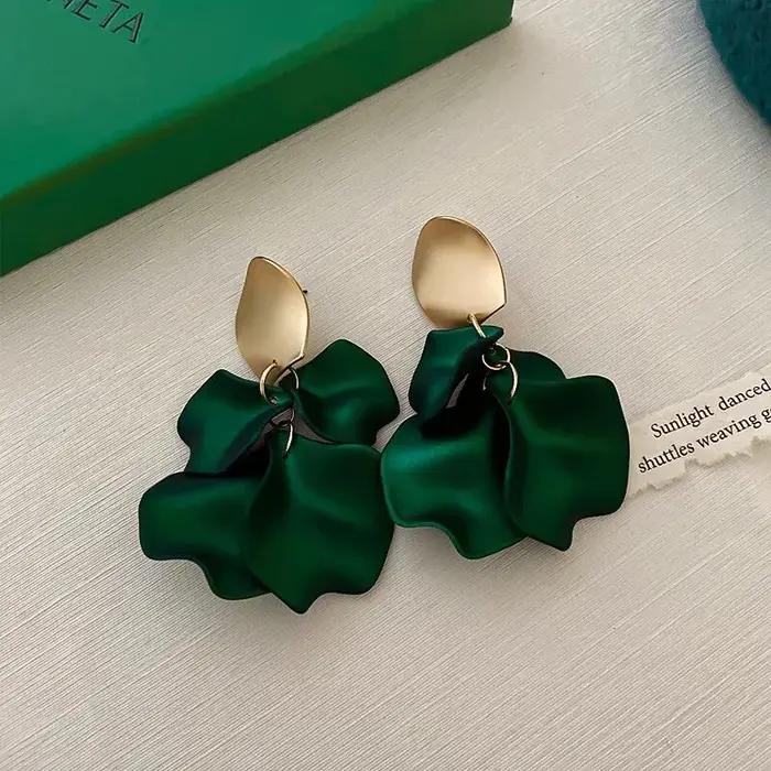 Boucles d'oreilles élégantes multicolores à fleurs pour femme