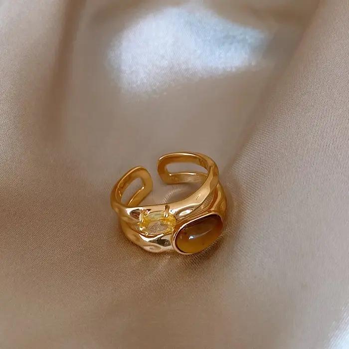 Bague ouverte en pierre d'oeil de tigre plaquée or 18 carats pour femmes style rétro luxe accessoires de bijoux tendance occasions spéciales parties soirée