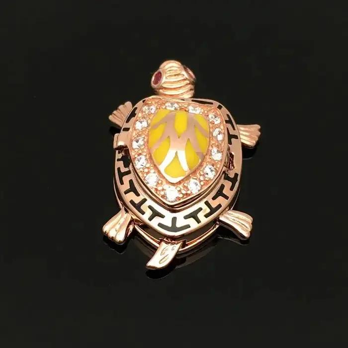 Inspiration incrustée de diamant 585 or violet Double couche pendentif tortue dorée plaqué or Rose 14K collier bijoux de Banquet