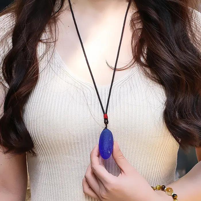 Collier pendentif en météorite tchèque mystique pour femmes et hommes