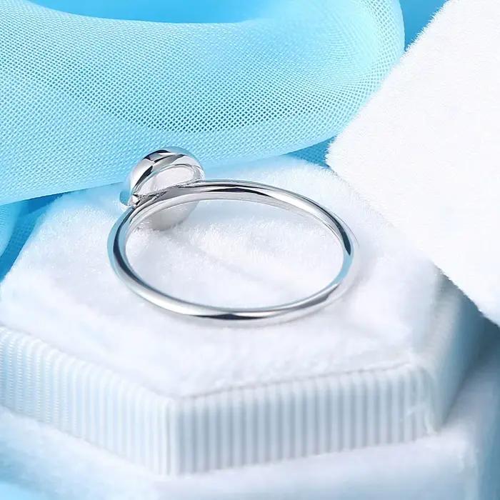 Bagues rondes en opale pour femmes
