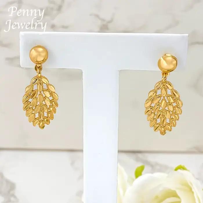 Ensemble de bijoux bohème classique plaqué or 18 carats pour femmes collier et boucles d'oreilles cadeau de mariage occasions spéciales