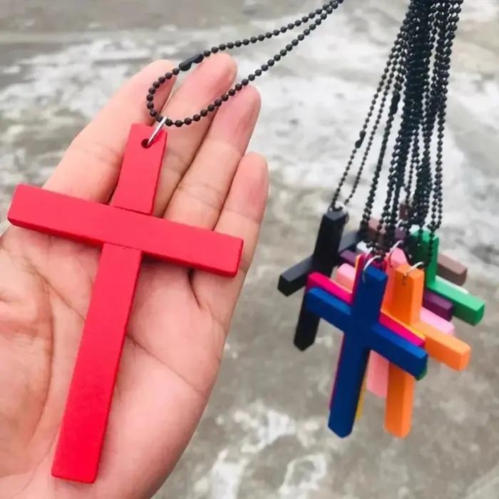 Collier avec pendentif croix en bois gothique Punk pour femmes et hommes