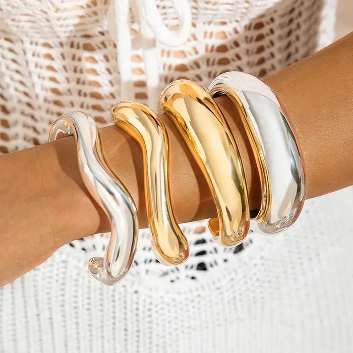 Bracelet en plastique géométrique ouvert pour femmes style vintage hip hop punk or argent bijoux de mode occasions spéciales