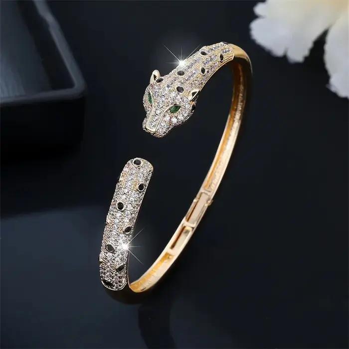 Bracelet en cristal léopard pavé de strass bracelet ouvert en forme de panthère pour femmes bijoux de fête tracker d'humeur occasion spéciale