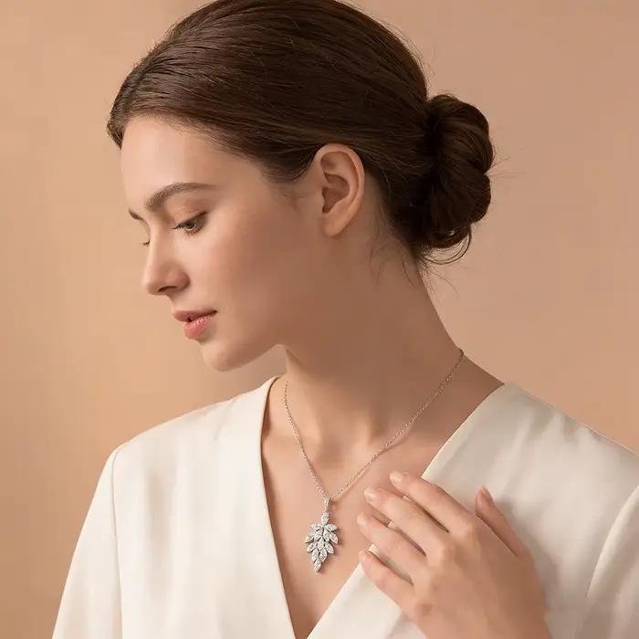 BXINY – collier avec pendentif en diamant Moissanite