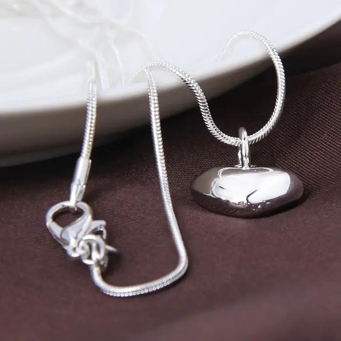 Collier avec Pendentif Petit Cœur en Argent pour Femme
