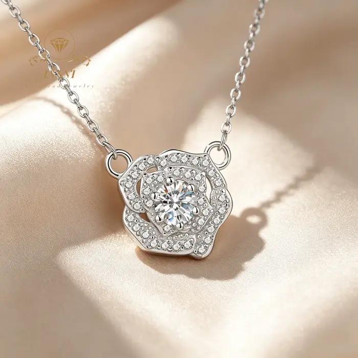 Collier en argent pur S925 avec pendentif fleur de camélia bohème pour femme