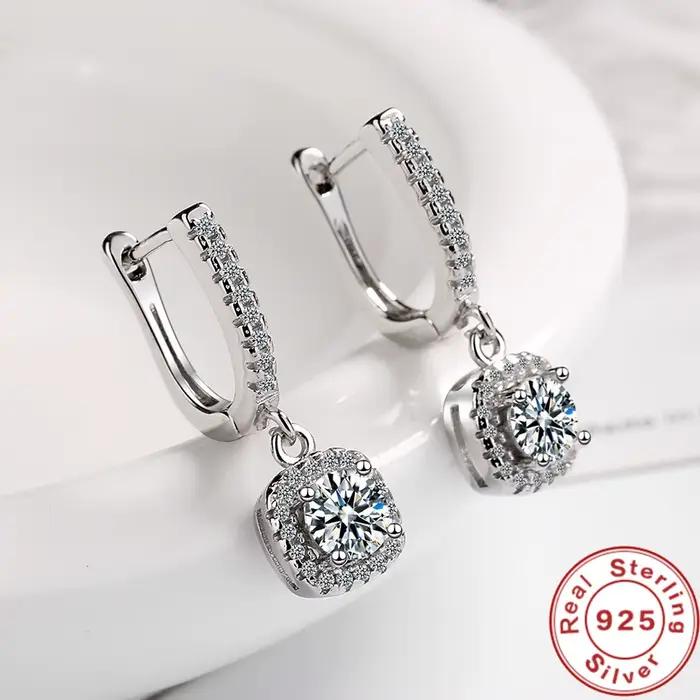 Boucles d'oreilles Huggie en Moissanite 2CT pour femmes, diamant créé en laboratoire, en argent Ster