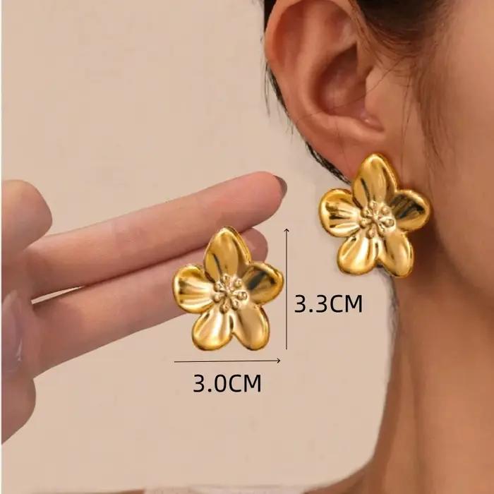 Boucles d'oreilles dorées en forme de grand cœur pour femmes, bijoux simples et exagérés, liquide pliable irrégulier, tempérament lisse et créatif, cadeau pour filles