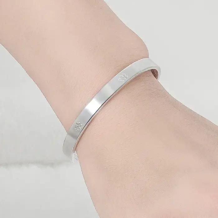 Bracelet porte-bonheur en argent 925 serti de pierres blanches pour femme, élégant bijou de créateur, cadeau pour occasions spéciales