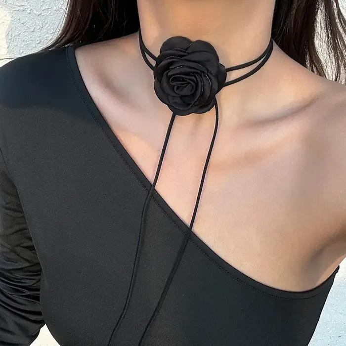 Collier Fleurs Rose Ras Du Cou Femme Bohème Élégant Pour Soirées Mariages Occasions Spéciales