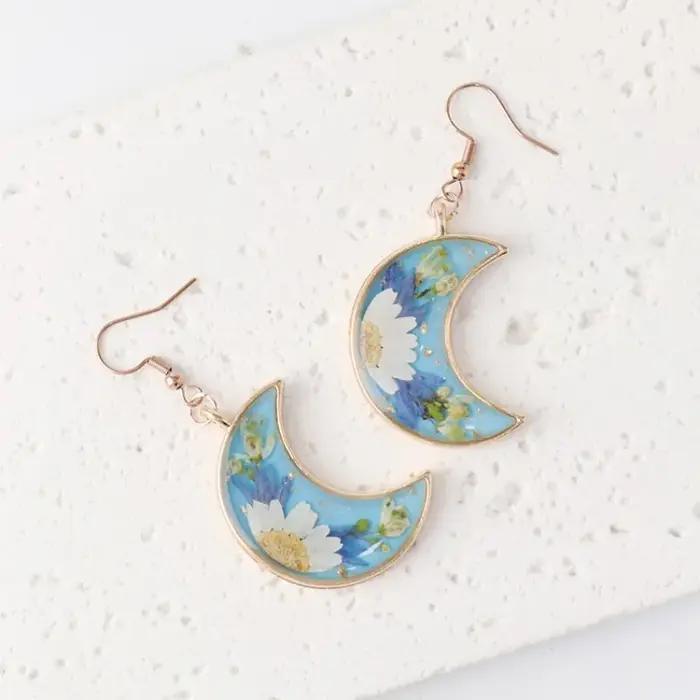 Boucles d'oreilles en résine époxy avec fleurs pressées personnalisables, bijoux naturels et élégants pour femmes occasions spéciales